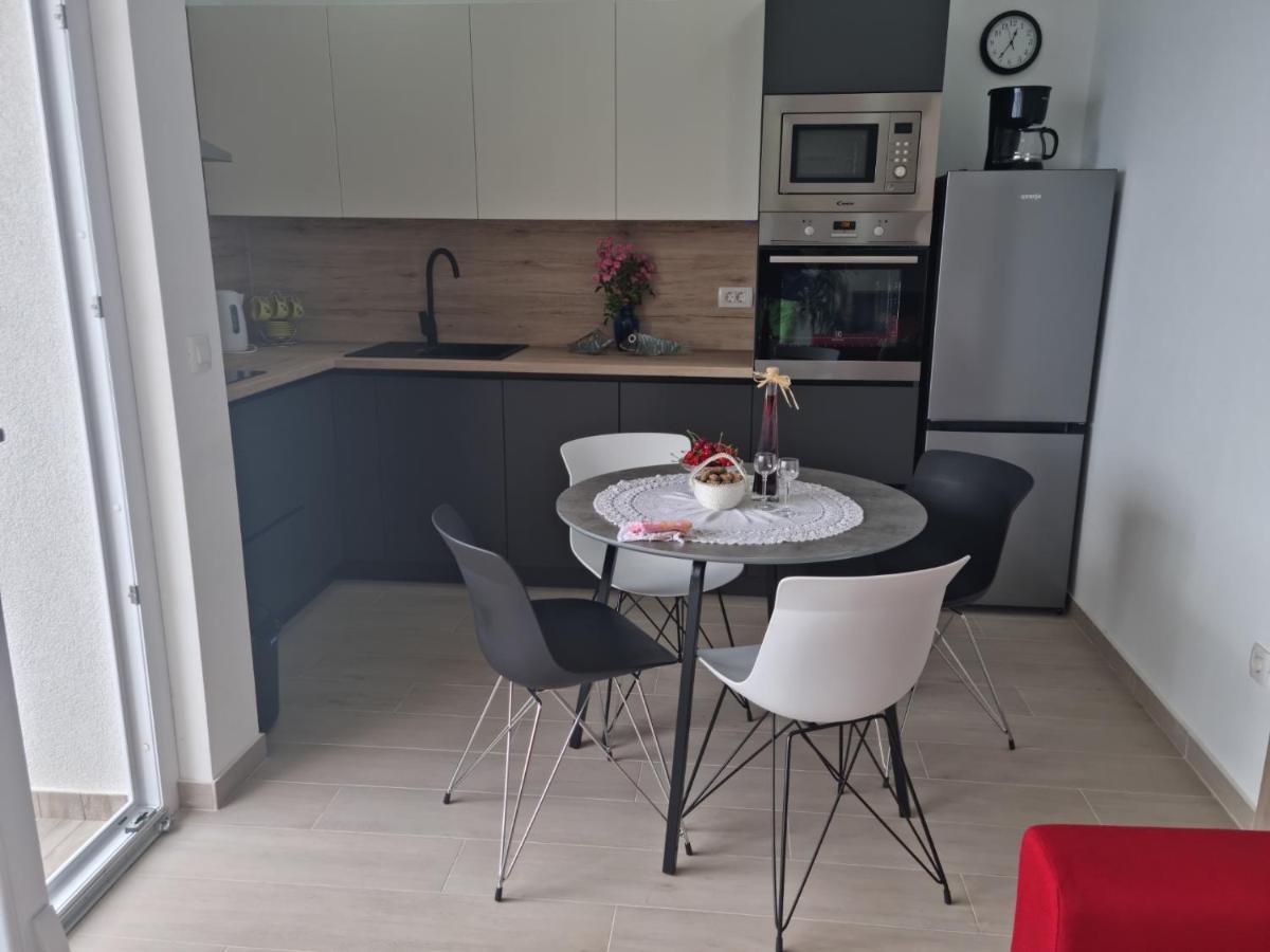 Kamena Kuca Pandorovica Apartman Kali Kültér fotó